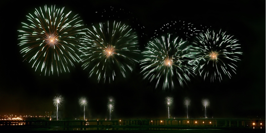 크루즈개항 기념 불꽃축제 26일 송도 밤하늘 수놓는다의 1번째 이미지